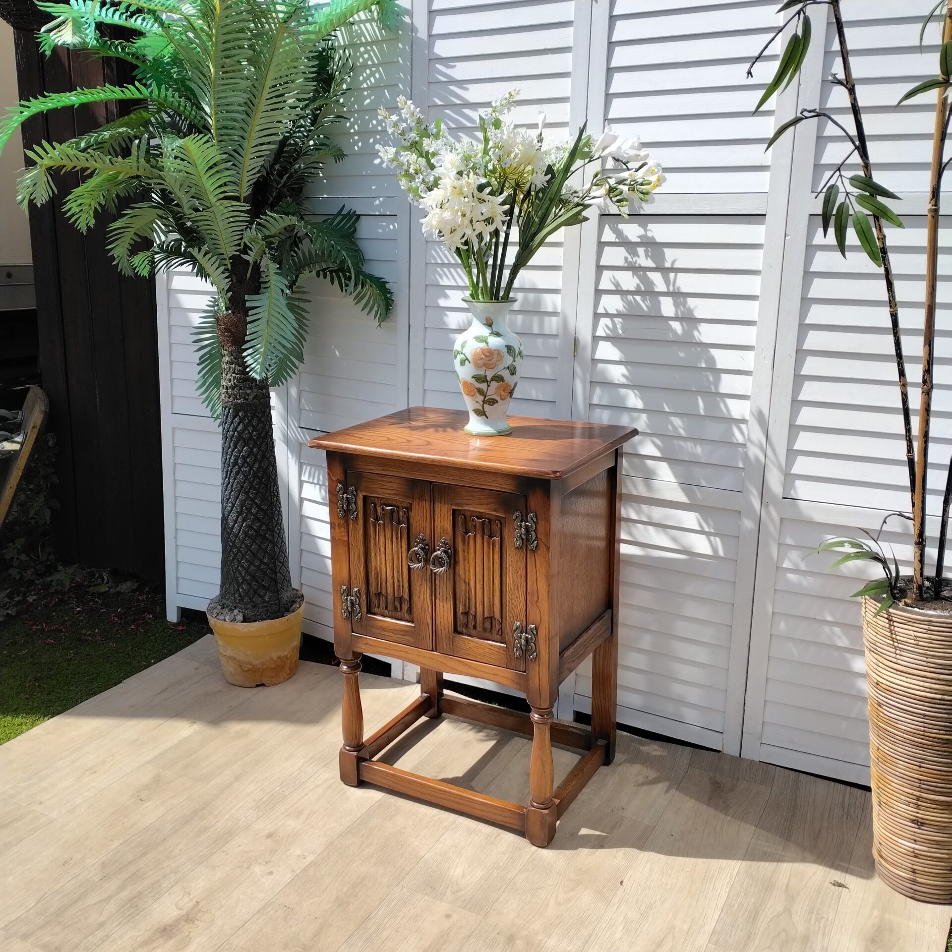Cabinet - Vintage - Linenfold Cabinet - Vintage - Linenfold