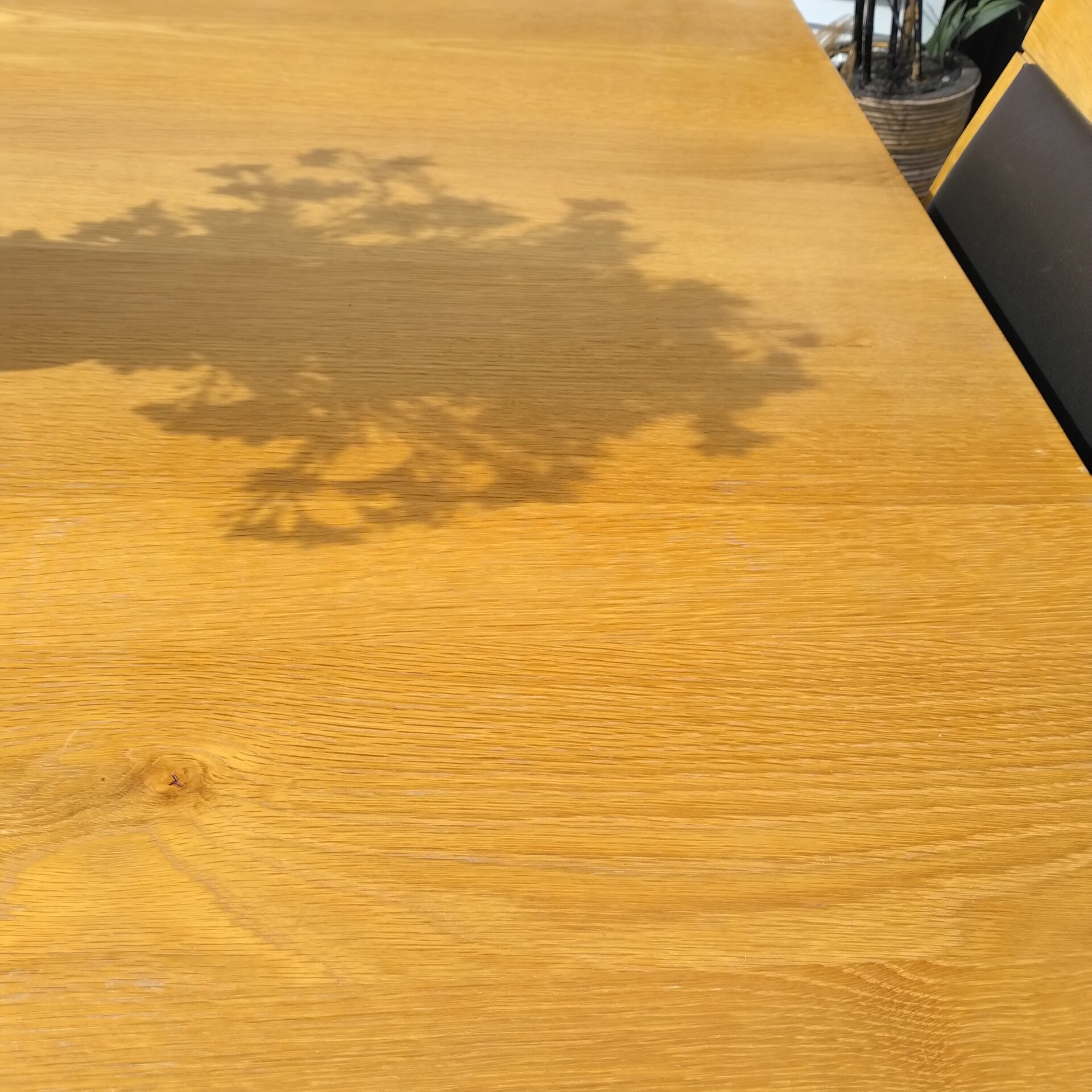 Dining Table and Four Chairs - Modern - Oak Dining Table and Four Chairs - Modern - Oak