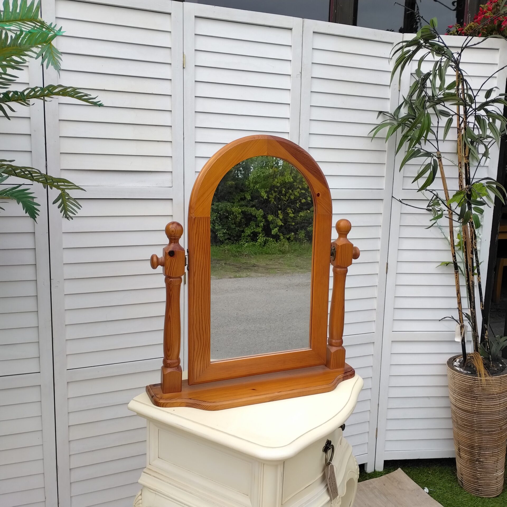 Mirror - Pine - Freestanding Mirror - Pine - Freestanding