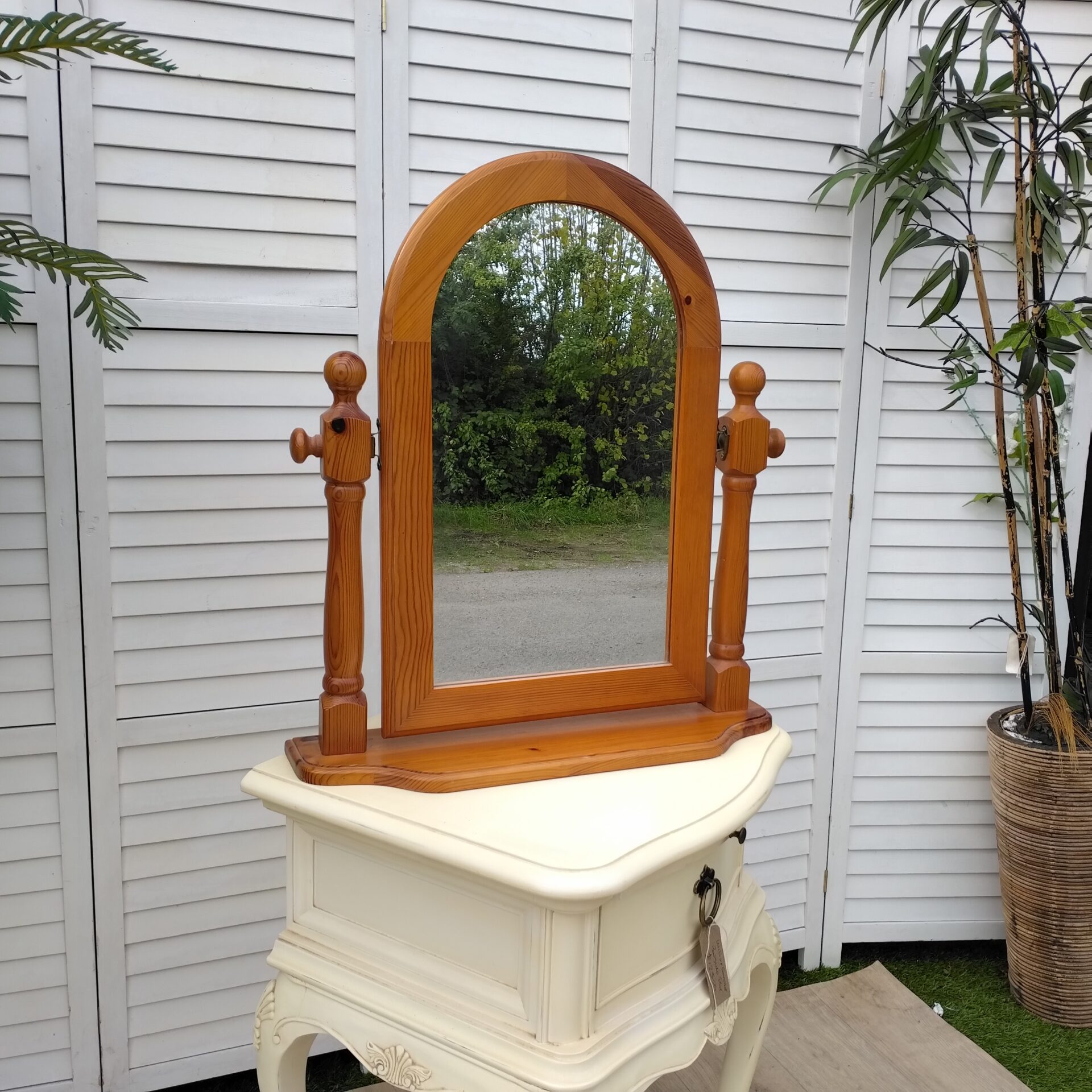 Mirror - Pine - Freestanding Mirror - Pine - Freestanding