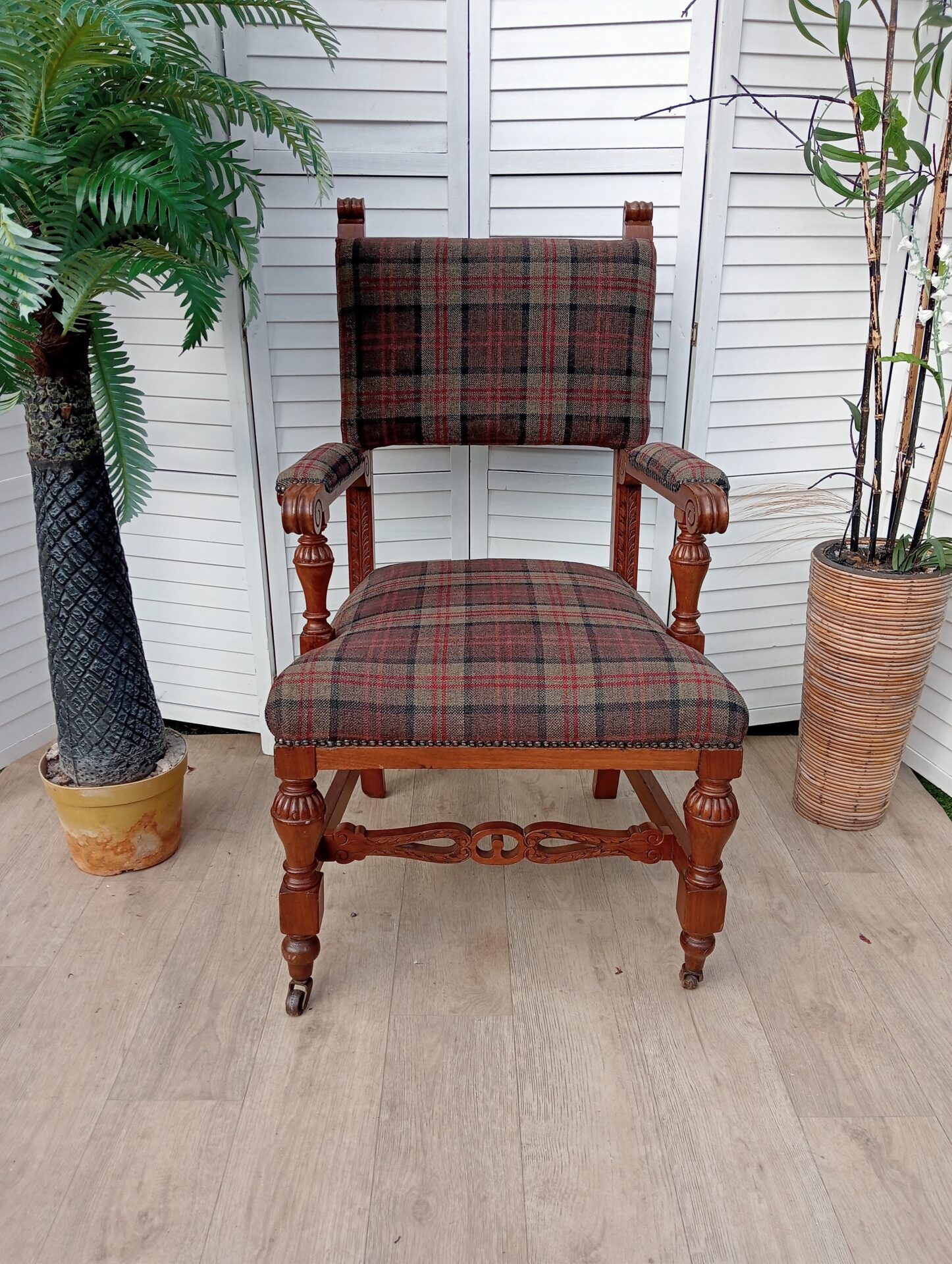Carver Chair - Victorian - Oak Carver Chair - Victorian - Oak