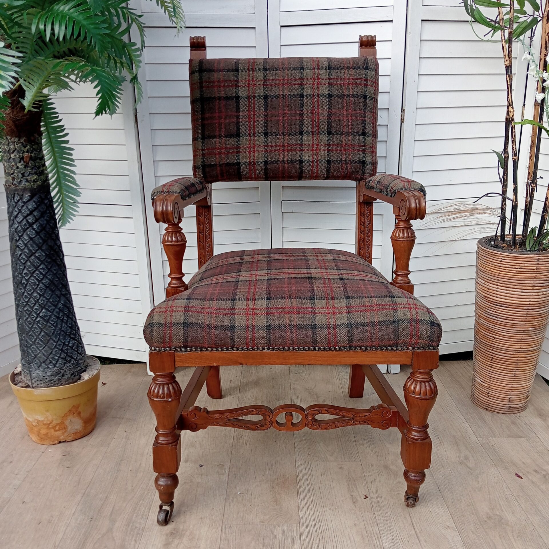 Carver Chair - Victorian - Oak Carver Chair - Victorian - Oak
