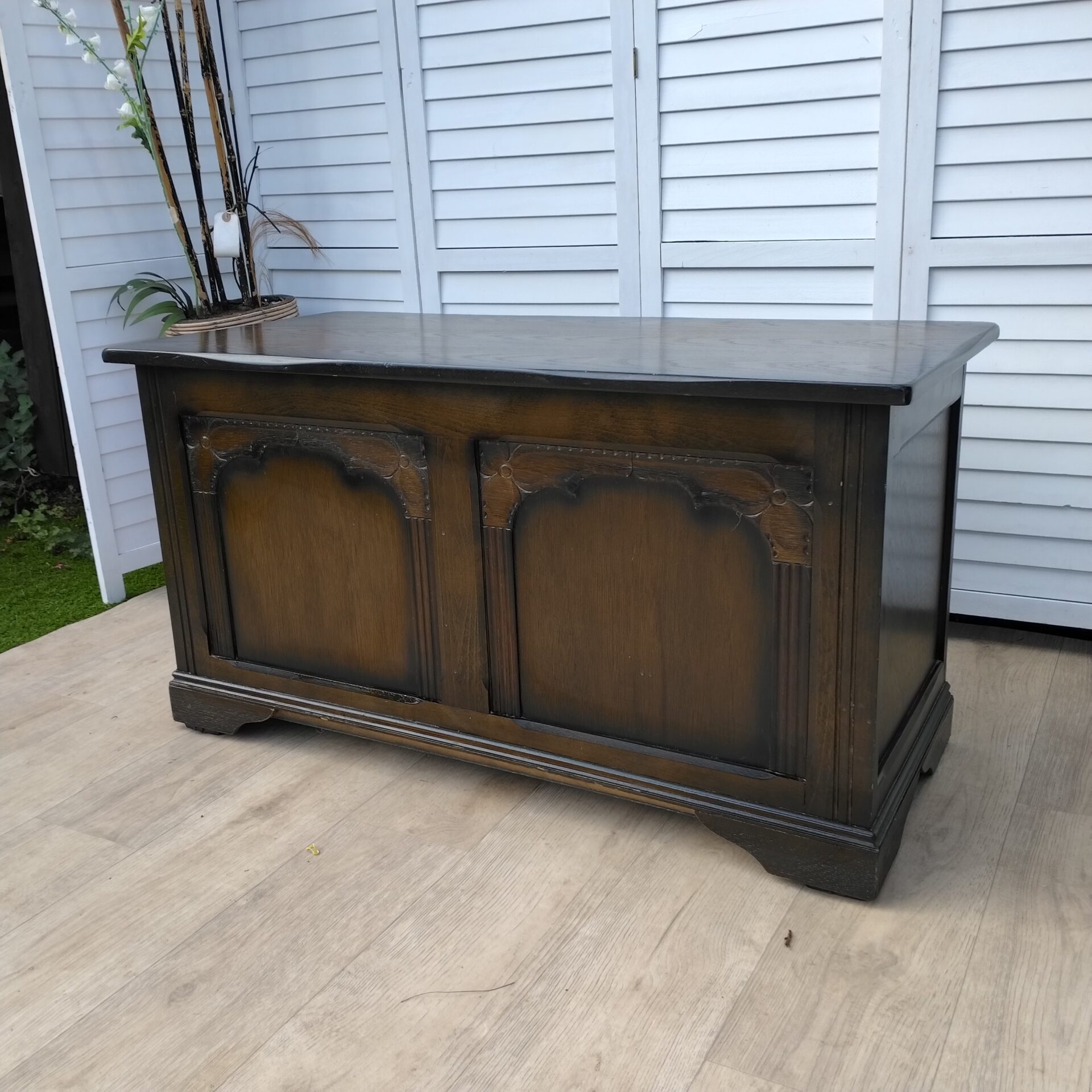 Blanket Box - Bedding Chest - Vintage Blanket Box - Bedding Chest - Vintage
