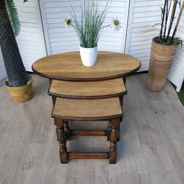Nest of Tables - Oak  - Vintage