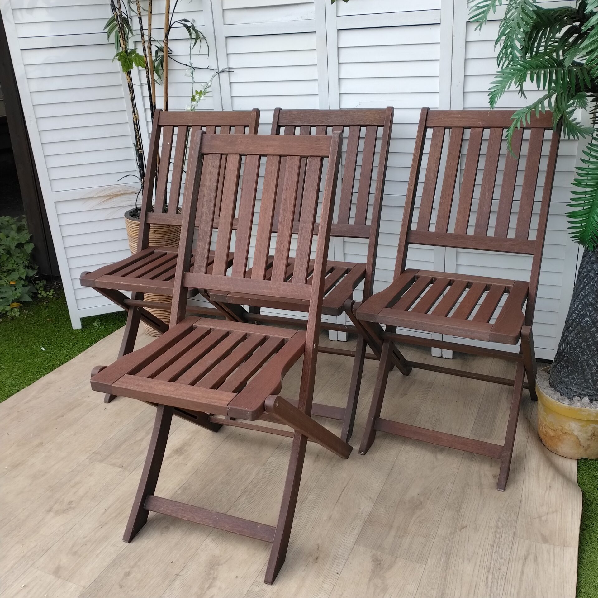 Chairs - Garden - Patio - Folding - Teak - Set of Four